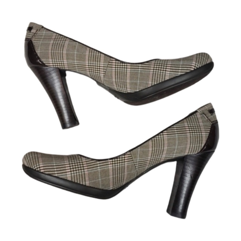 Unisa Heels